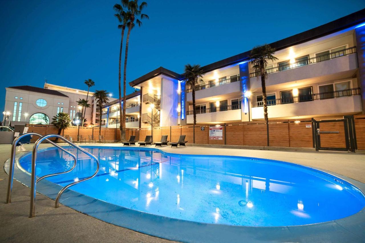 Studio 6 Suites Stockton, Ca Waterfront Екстер'єр фото