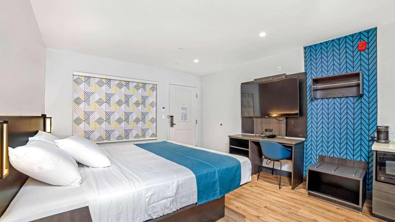 Studio 6 Suites Stockton, Ca Waterfront Екстер'єр фото